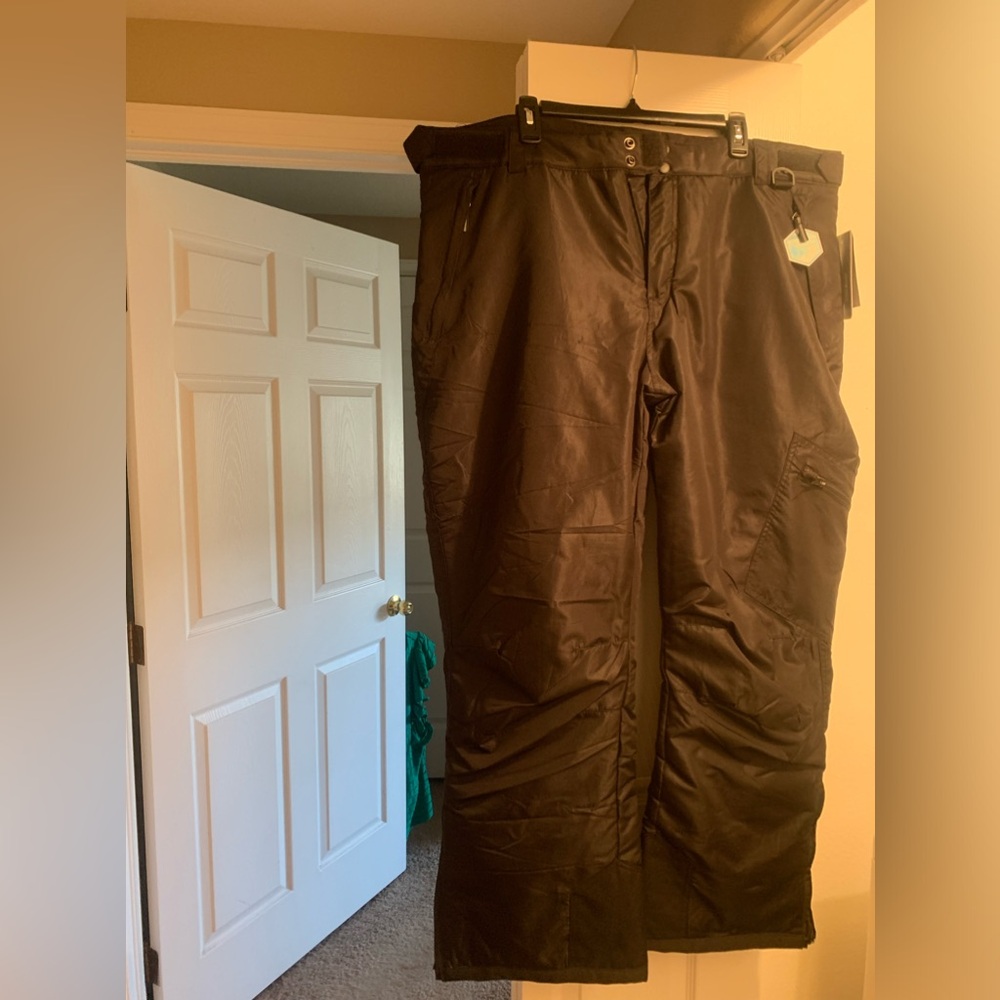 NWT AQ Explore the Unknown Women’s Snow Pants 2XL
